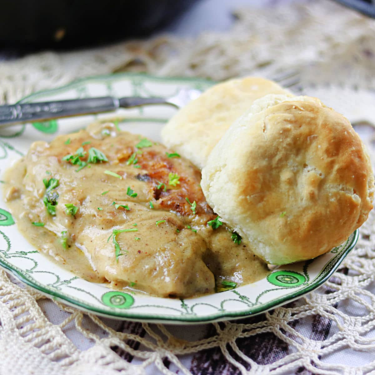 Smothered Chicken Recipe - The Cookie Rookie®