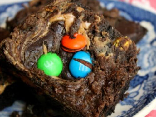 Fudgy M&M Brownies – 32fcc – Can't Stay Out of the Kitchen
