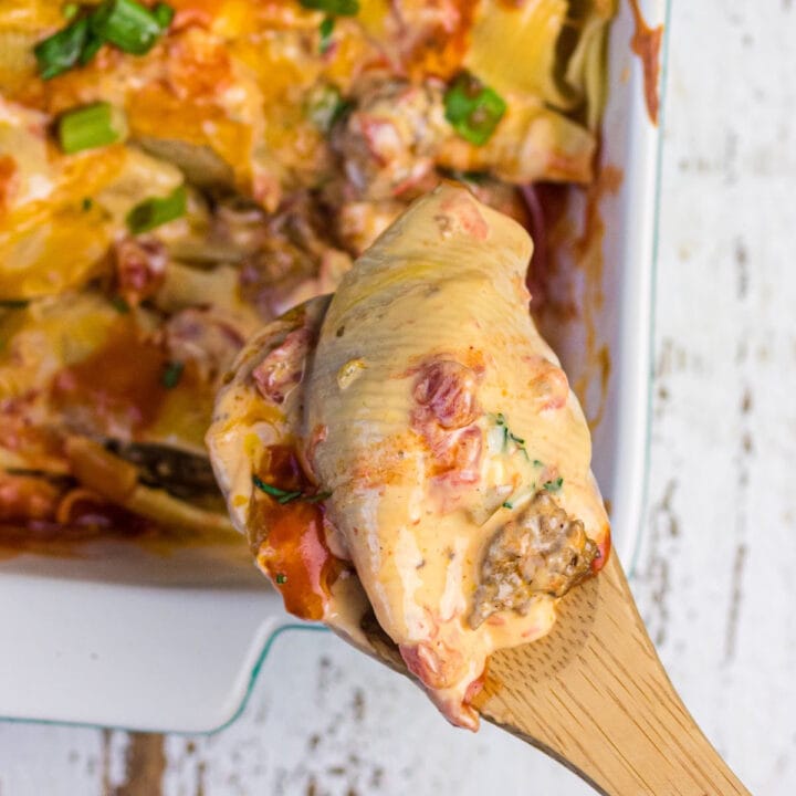 Easy Taco Stuffed Shells With Homemade Queso Restless Chipotle 5895