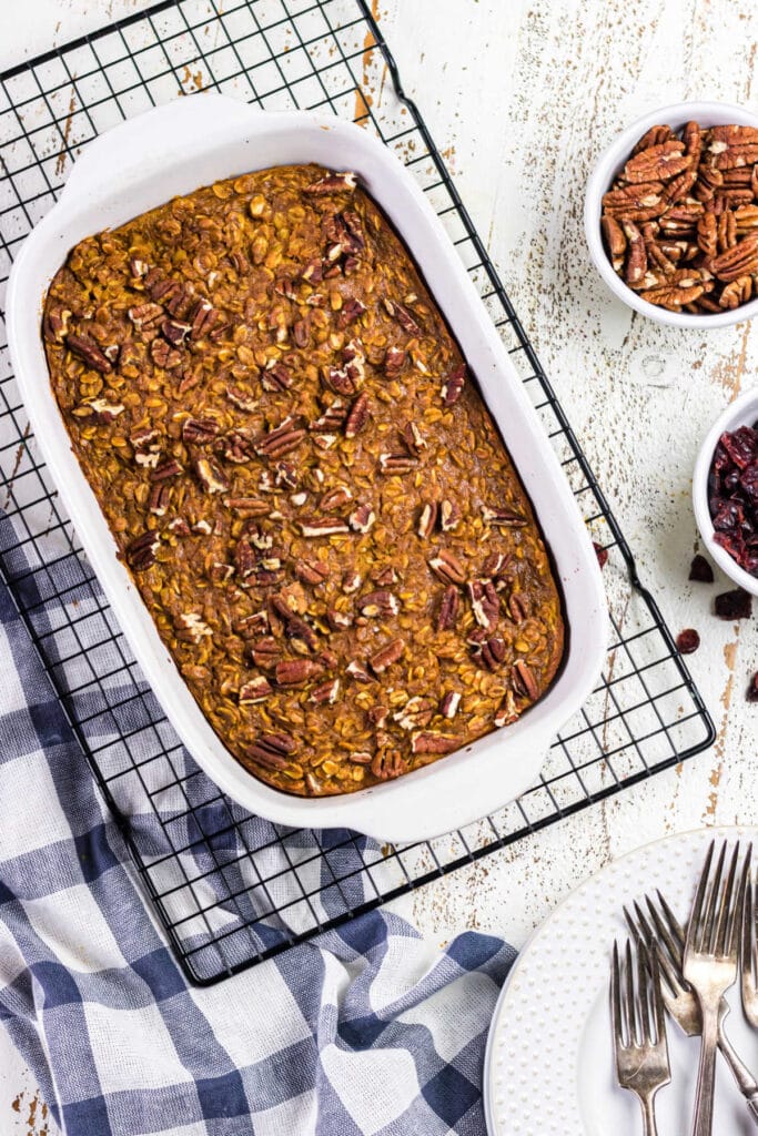 Pumpkin Baked Oatmeal - Restless Chipotle