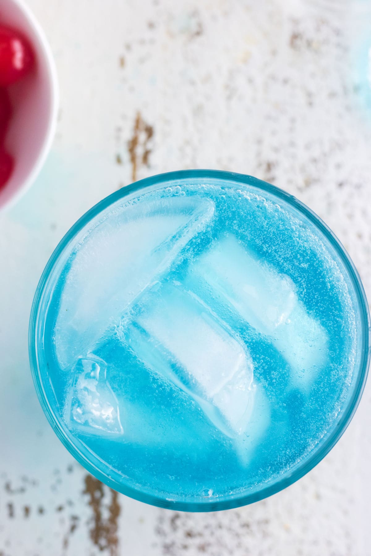 Blue Gin and Tonic Cocktail - Restless Chipotle