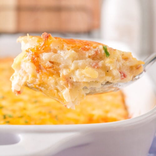 https://www.restlesschipotle.com/wp-content/uploads/2022/08/Cheesy-Hash-Brown-Casserole-feat-500x500.jpg