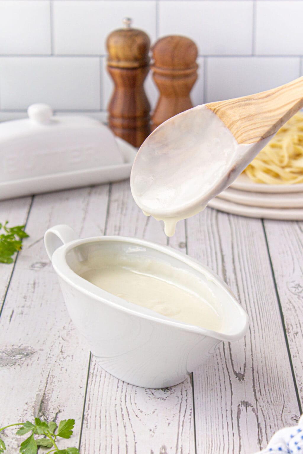 how-to-make-cream-sauce-with-milk-basic-white-sauce-restless-chipotle