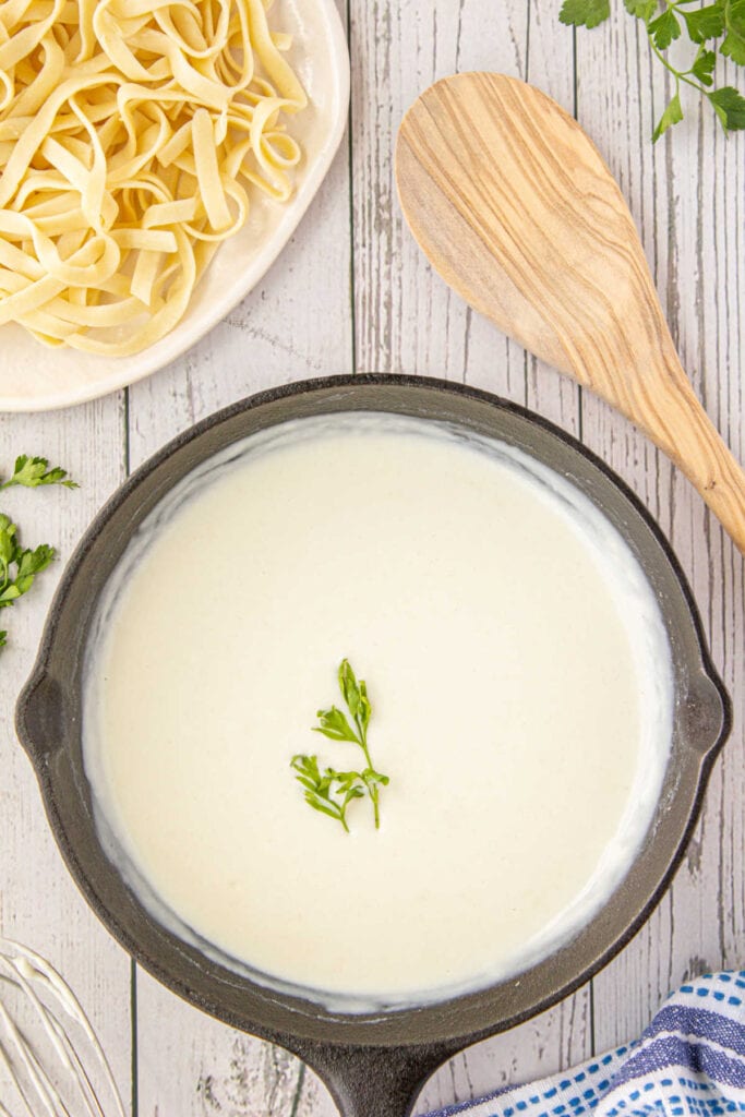 how-to-make-cream-sauce-with-milk-basic-white-sauce-restless-chipotle