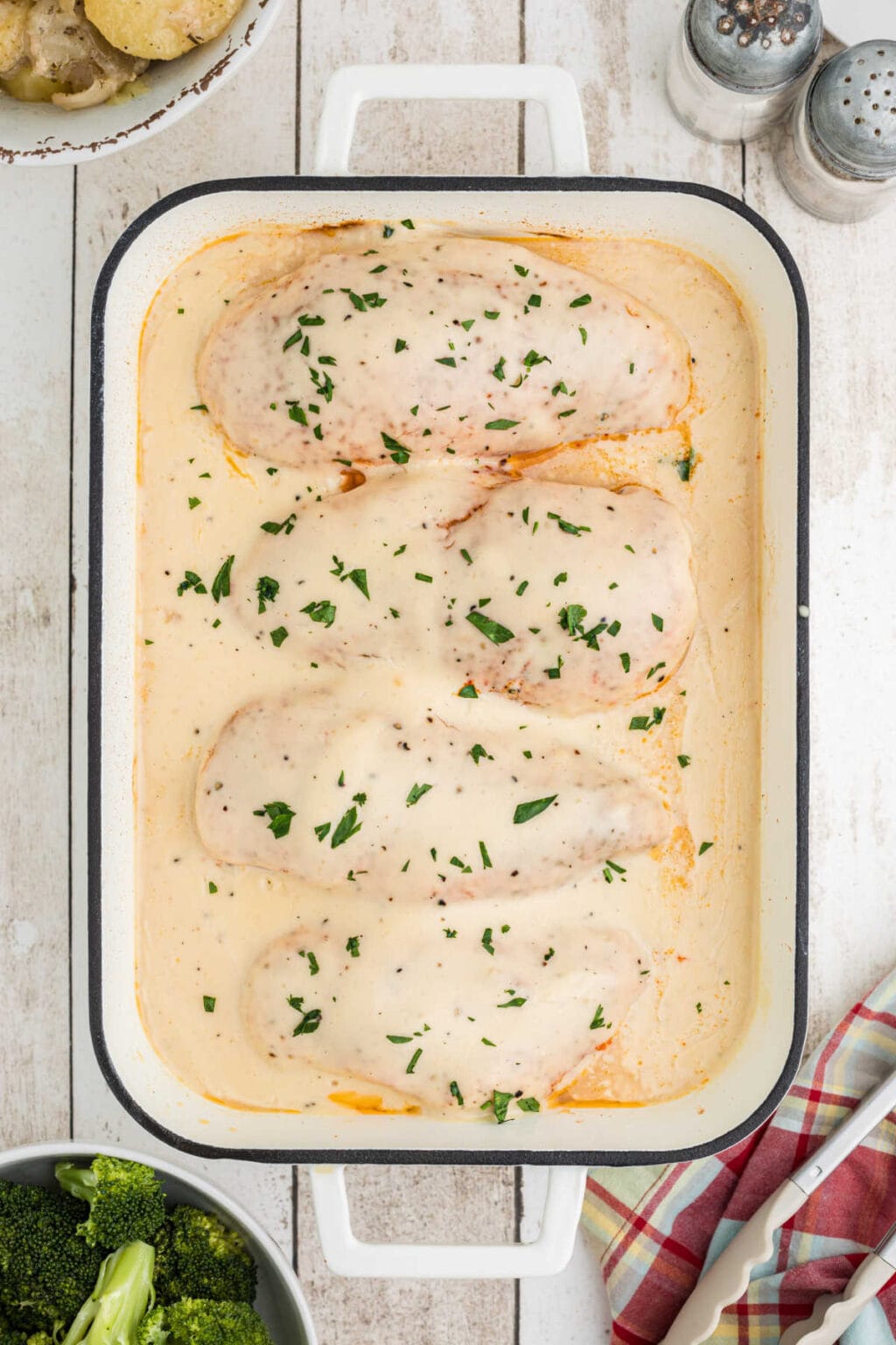 Herbed Baked Chicken with Cream Gravy - Restless Chipotle