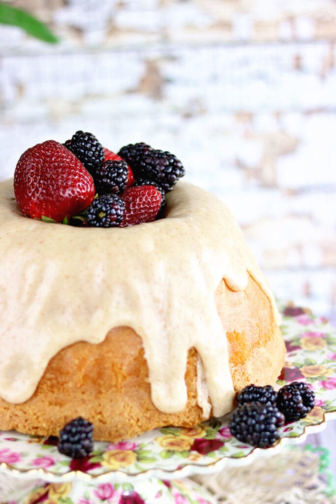 Buttermilk Pound Cake Recipe - Restless Chipotle