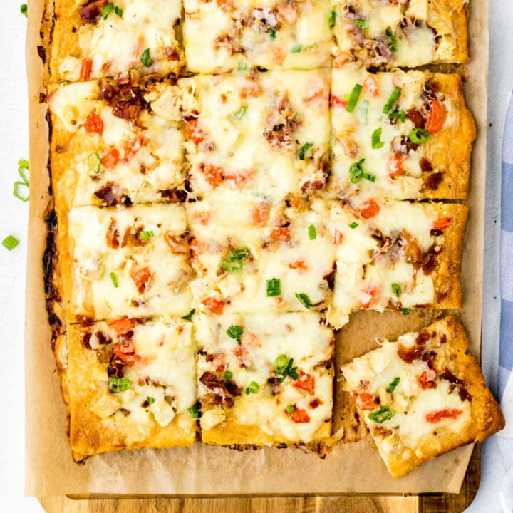 Best Chicken Bacon Ranch Pizza Recipe (So Easy!) - Restless Chipotle