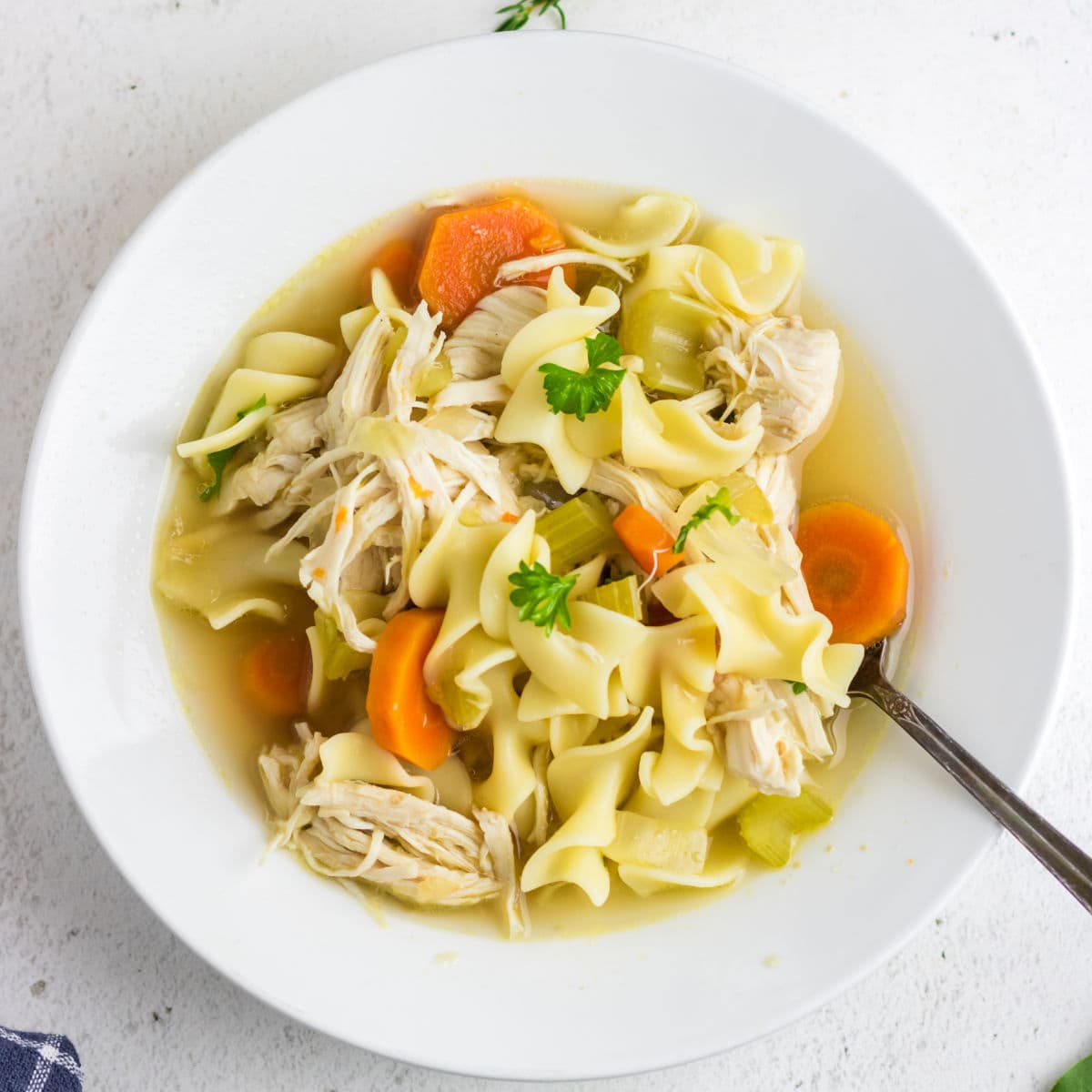 Panera bread chicken noodle soup - easy copycat panera soup recipe