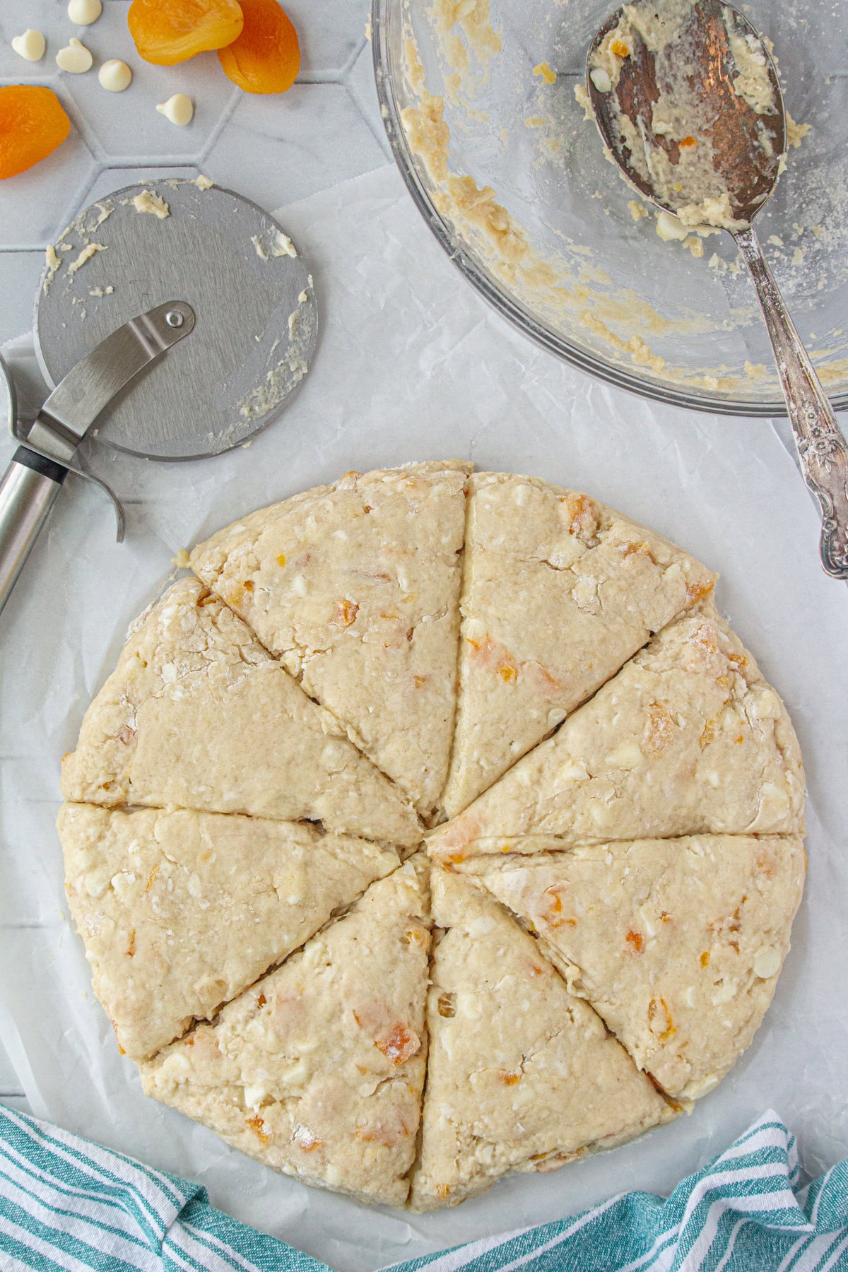 Scones formed into eight wedges.